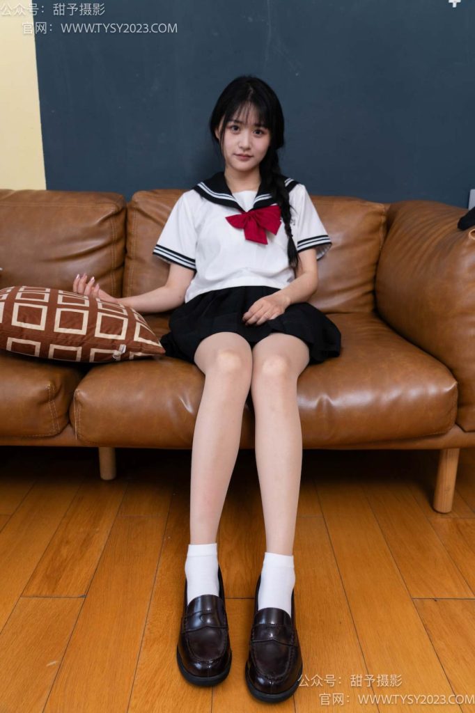 甜予攝影 NO.048 瀾瀾-皮鞋、涼鞋、白棉襪、黑棉襪、肉絲（腳尖加固款）、 [143P/2V/11.39GB]插圖4