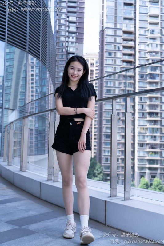 甜予攝影 NO.052 思思-板鞋、白棉襪、肉絲（腳尖加固款）[129P/2V/9.59GB]-無(wú)料攝影圈