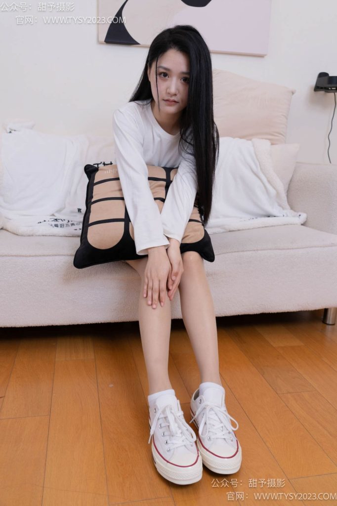 甜予攝影 NO.061 瀾瀾-帆布鞋、白棉襪、肉絲（腳尖加固款） [129P/2V/9.84GB]插圖1