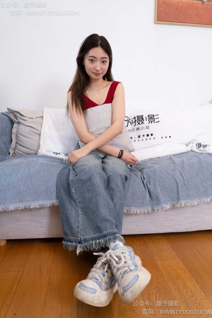 甜予攝影 NO.064 小云-帆布鞋、白棉襪、肉絲（腳尖加固款） [130P/2V/10.05GB]插圖