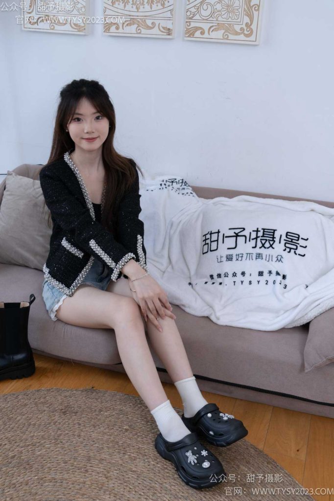 甜予攝影 NO.065 璇漩-靴子、洞洞鞋、白棉襪、裸足[129P/2V/11.30GB]插圖