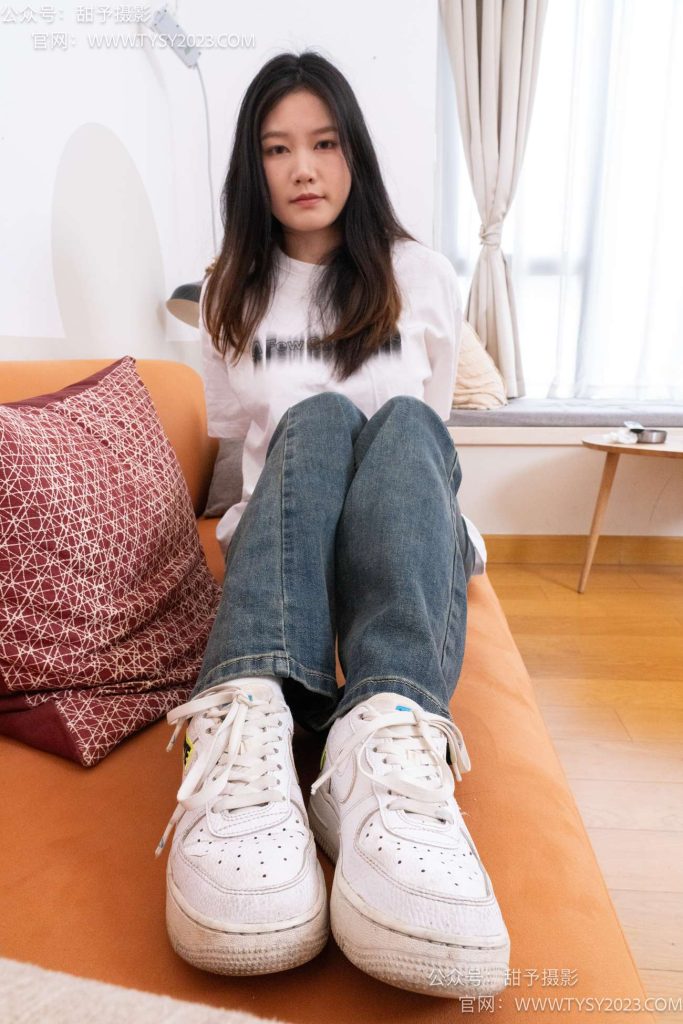 甜予攝影 070期：松松-板鞋、白棉襪、裸足[122P/2V/9.72G]插圖1