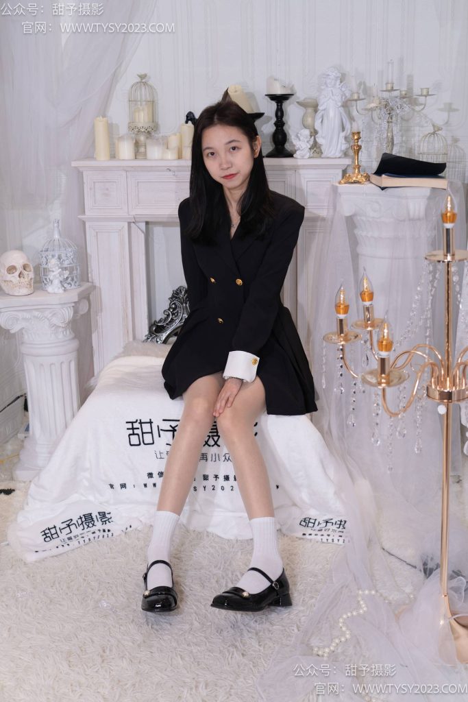 甜予攝影 NO.075 小桃-皮鞋、白棉襪、肉絲（腳尖加固款）[129P/2V/9.67GB]插圖