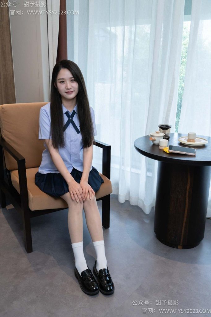 甜予攝影 NO.081 瀾瀾-皮鞋、兩雙白棉襪、肉絲（腳尖加固款）[140P/2V/10.29GB]插圖2