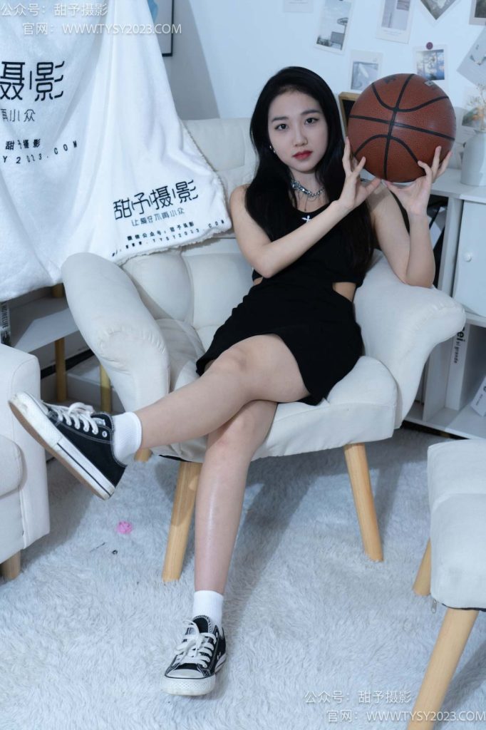 甜予攝影 NO.082 筱筱-帆布鞋、白棉襪、裸足[116P/2V/9.54GB]插圖1