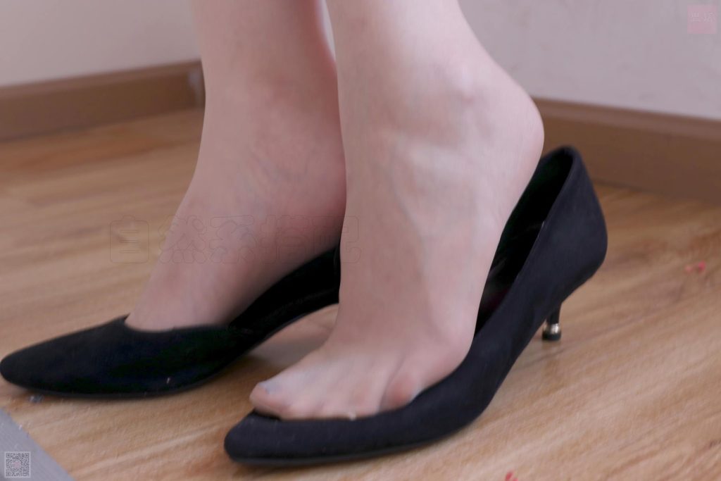 [SiHua思話] SH030 旗袍下的肉絲腳 露露 [96P/2V/462MB]插圖2