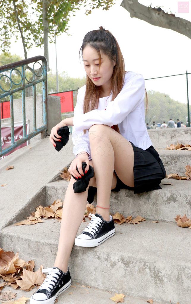 [SiHua思話] SH041 JK的第一次嘗試 伊一 [94P/2V/500MB]插圖3