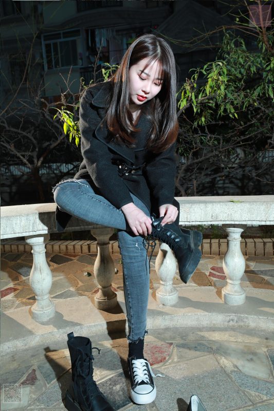 [SiHua思話] SH059 蘇羽第一次冬日夜景 蘇羽 [83P/2V/1.83G]-無(wú)料攝影圈