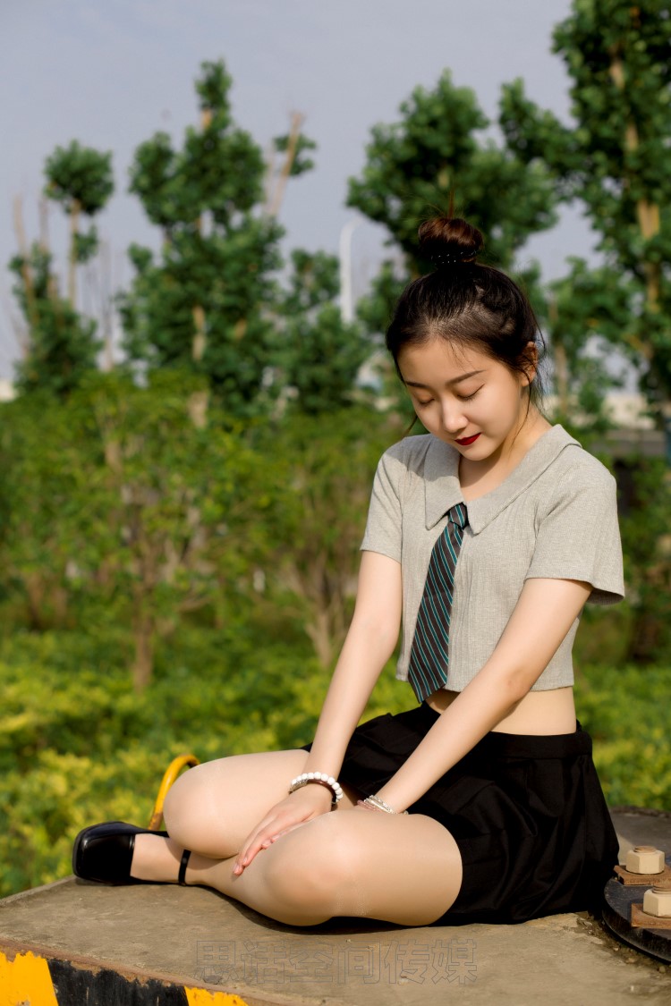 [SiHua思話]SH126 露露 放學(xué)調(diào)皮[40P/56MB]插圖1