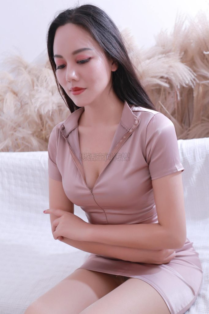 [SiHua思話] SH148 馨婭 輕熟氣質(zhì)的長腿女神 [48P/57MB]插圖3