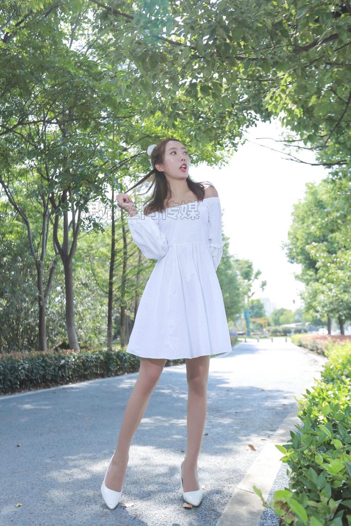 [SiHua思話(huà)]SH182 蘇小柔 地鐵站的小柔 [49P/137MB]插圖2