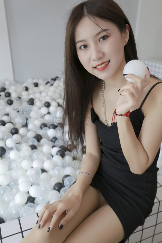 [SiHua思話]SJ001 曦然 泡泡球上的學(xué)姐 [47P/56MB]-無(wú)料攝影圈