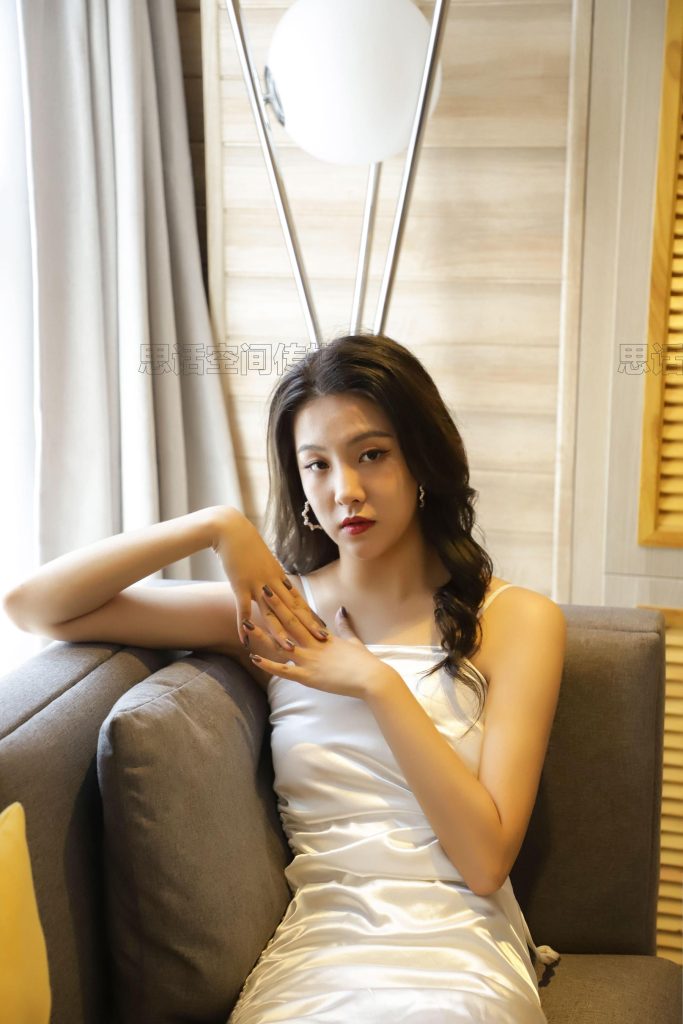 [SiHua思話]SJ002 聶小倩 沙發(fā)上的慵懶女神 [49P/107MB]插圖2