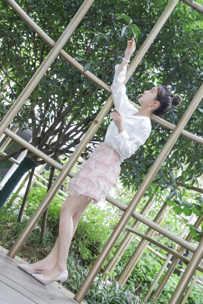 [SiHua思話]SJ029 露露 天臺的秋日之絲 [50P/134MB]插圖3