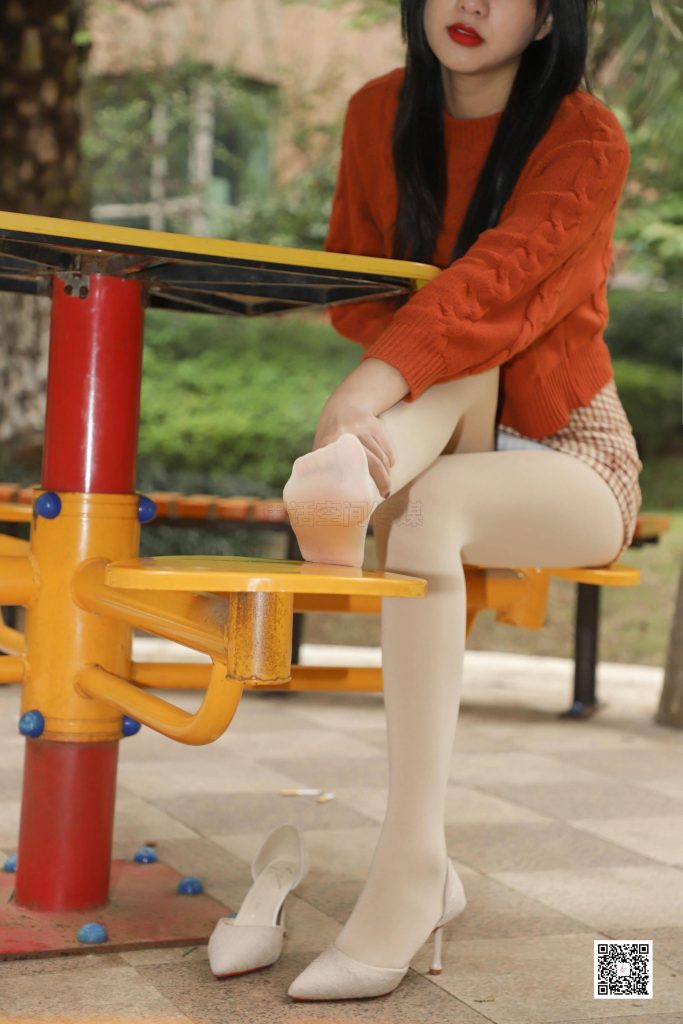 [SiHua思話] SJ065 橙子 冬日公園那一縷陽(yáng)光 [48P/76MB]插圖2