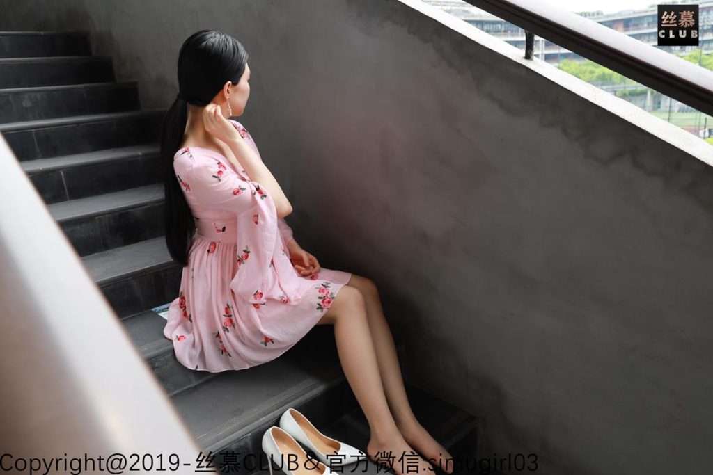 絲慕寫真 SM024 模特：可人 天天一元《淑女和御姐你們喜歡哪種》[70P/139MB]插圖1