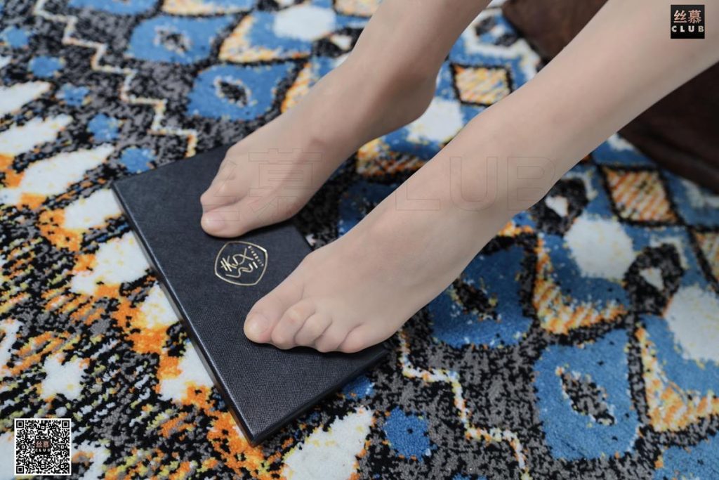 絲慕寫真 SM037 天天一元 婉玲《婉玲的職業(yè)裝》[80P/113MB]插圖1