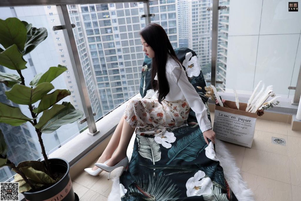 絲慕寫真 SM063 天天一元 詩(shī)晴《她笑了》[74P/42.2MB]插圖2