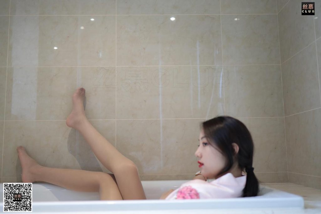 絲慕寫真 SM074 天天一元 詩晴《詩晴-睡袍-浴缸》[67P/87.3MB]插圖3