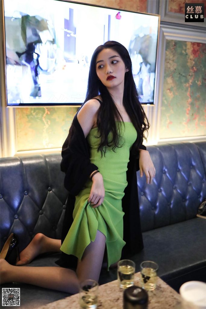 絲慕寫真 SM117 天天一元 雙雙 KTV里的一抹綠色 [73P/61.6MB]插圖2