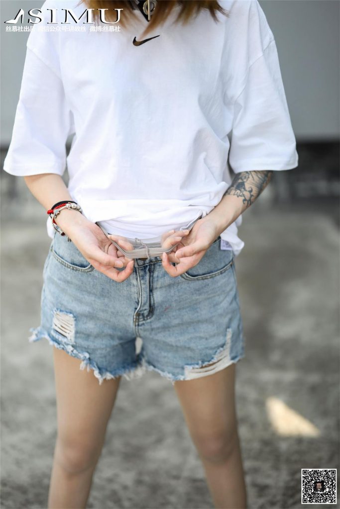 絲慕寫真 SM250 天天一元 新?！都y身酷girl》[71P/176MB]插圖3