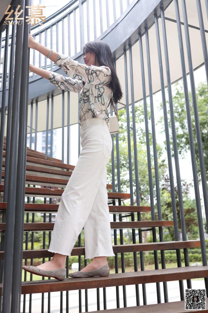 絲慕寫真 SM276 天天一元 可兒《白色褲里絲》[77P/147MB]插圖2