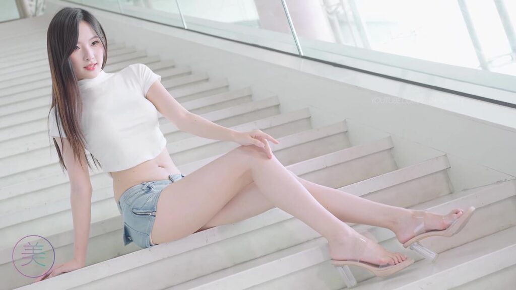 NO.0440 2023 東莞秋季車展 Racing Model 車模抖音網(wǎng)紅隨拍車模03[1V/367MB]插圖3