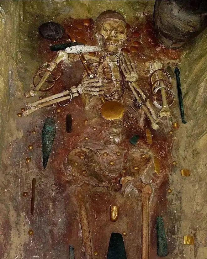 23個(gè)震撼的考古發(fā)現(xiàn)：從恐龍足跡到沉沒的古城，現(xiàn)實(shí)比小說更離奇！-無料攝影圈