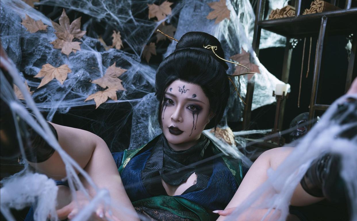 大尺度Cosplay井噴：當(dāng)個(gè)性表達(dá)遇上文化邊界，我們?cè)撊绾慰创?？插圖4