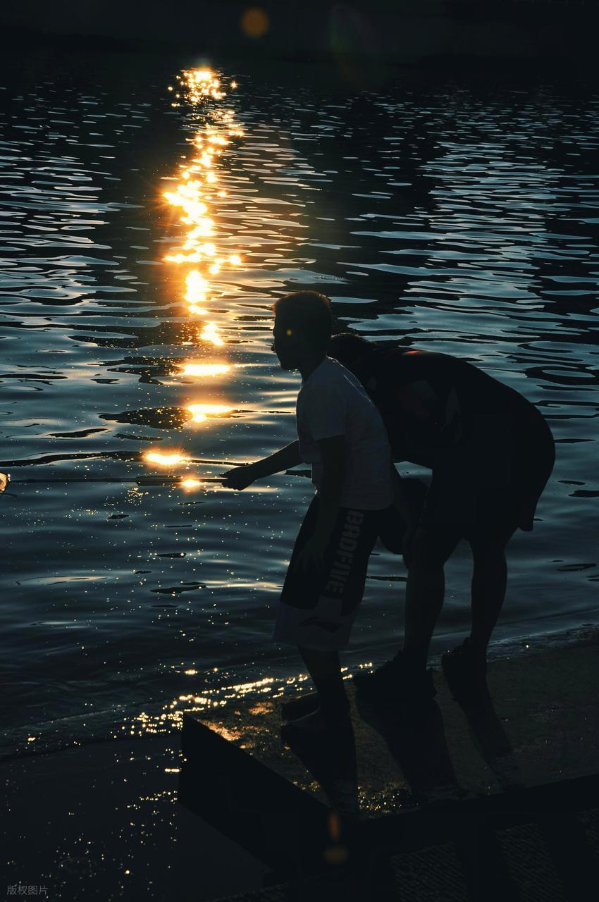 波光粼粼水面拍攝全攻略：從參數(shù)到氛圍的核心技巧插圖13