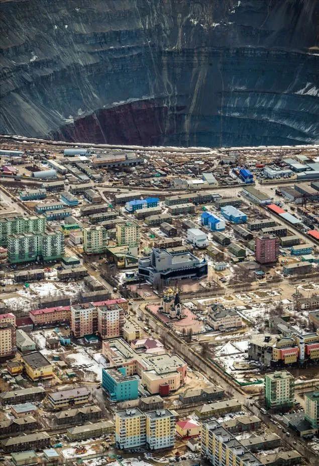 20個讓你懷疑人生的超巨型真實存在：10米烏賊、2噸馬、20萬升酒桶，看到第7個我沉默了插圖1