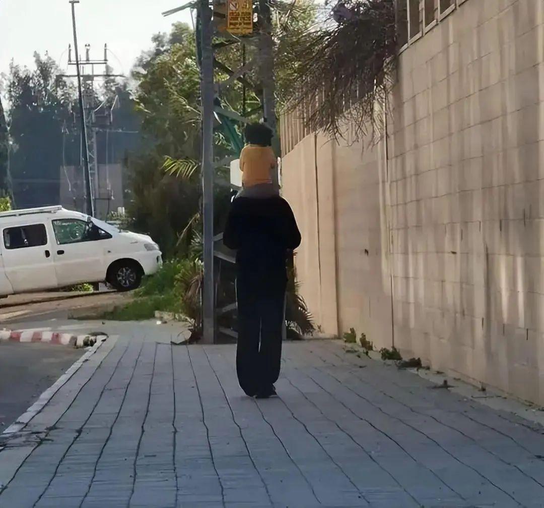 20張照片太離譜：第一眼看錯的你，不是一個人插圖13