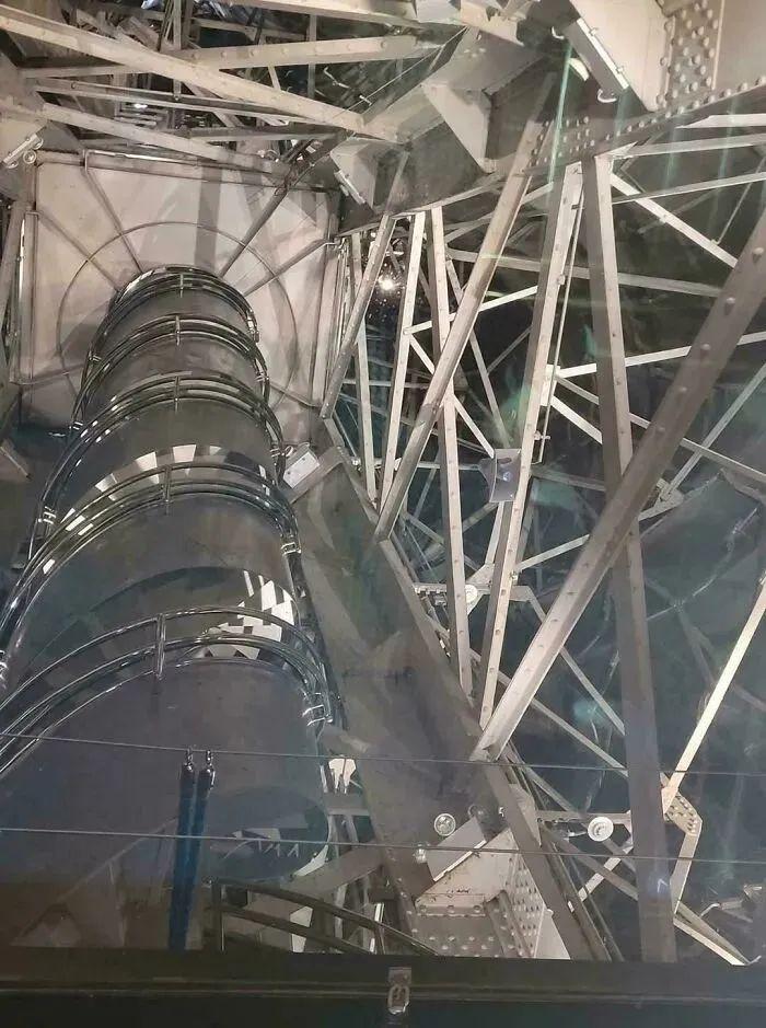 你從未見過的35個地球視角：自由女神骨架、垃圾圍城、兔子洞剖面全曝光插圖3