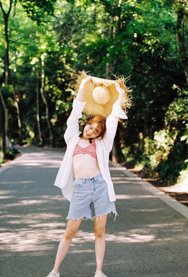 旅行照怎么拍得更美更吸睛？7個姿勢技巧，新手也能拍旅行美照插圖5