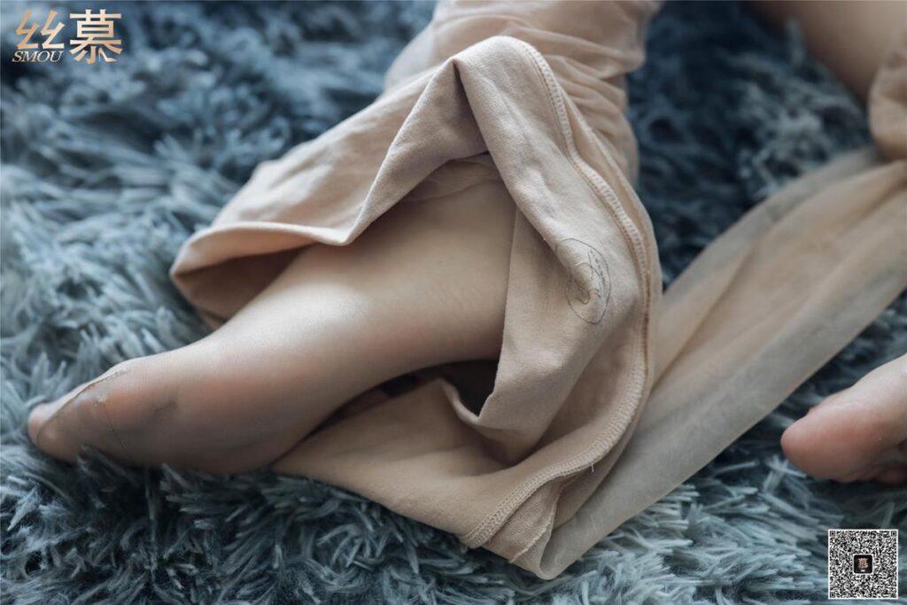 絲慕寫(xiě)真 SM325 天天一元 米朵《脫絲計(jì)劃》[70P/231MB]插圖3