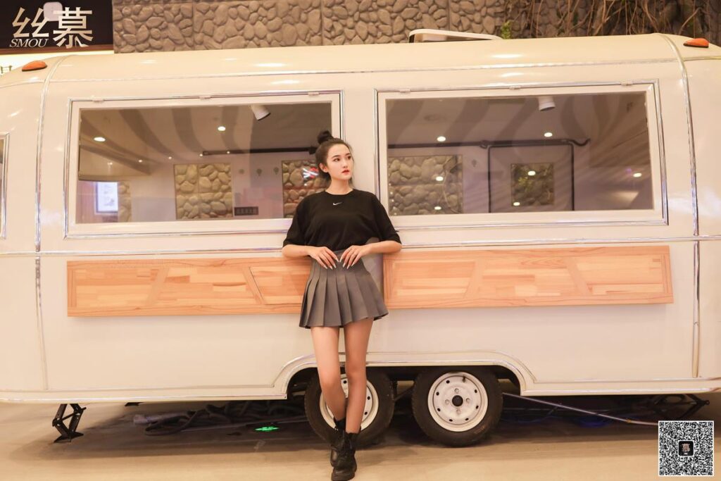 絲慕寫(xiě)真 SM332  天天一元 菲菲《靴控體驗(yàn)》[72P/108MB]插圖2