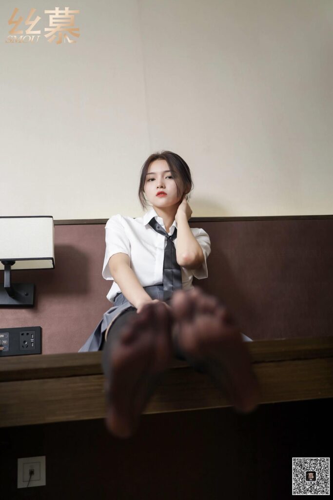 絲慕寫真 SM379 天天一元 泡芙《床上有驚喜》[72P/128MB]插圖3