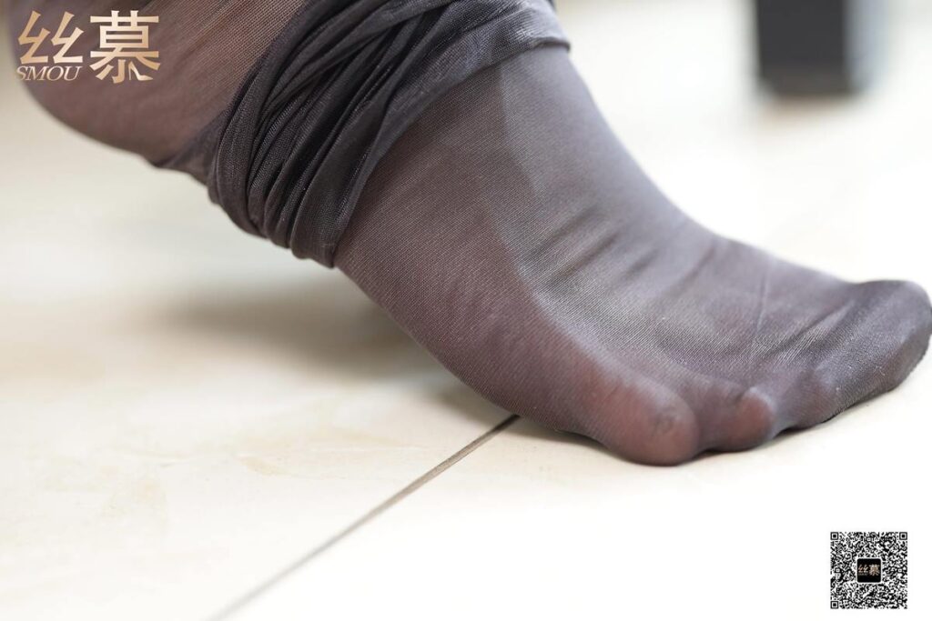 絲慕寫真 SM411 天天一元 穎兒《條紋西裝裙》[70P/183MB]插圖2