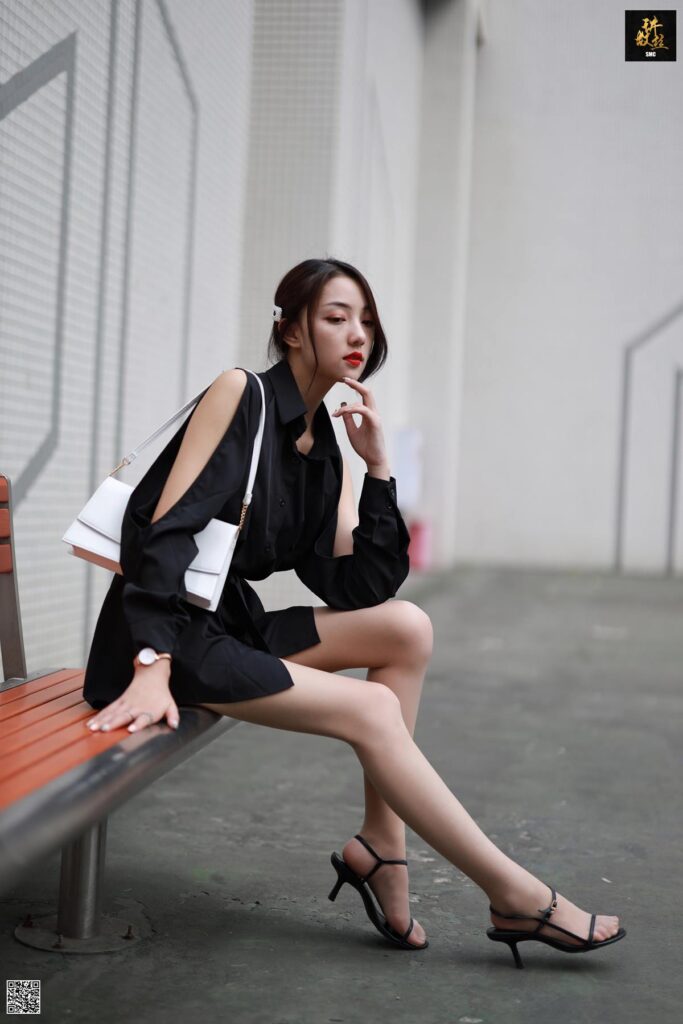 絲慕寫(xiě)真 特寫(xiě)集 TX002 詩(shī)晴《詩(shī)晴的肉色絲足》[81P/120MB]插圖2