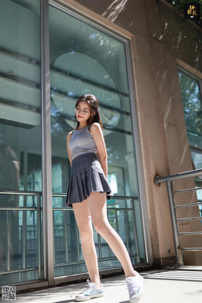 絲慕寫真 特寫集 TX003 雙雙《校園小絲妹》[89P/294MB]插圖2