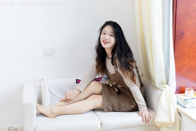 物戀傳媒 NO.2388 小紫-皮鞋、薄肉絲大腿襪[160P/1V/3.28GB]-無(wú)料攝影圈