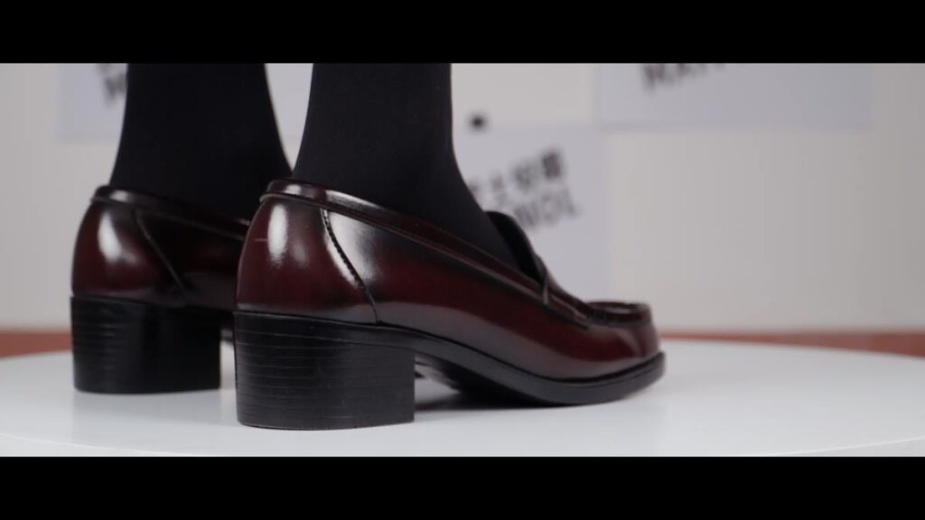 芝士好椰 NO.081 – 希區(qū)柯克變焦，但是制服鞋[1V/142MB]插圖2