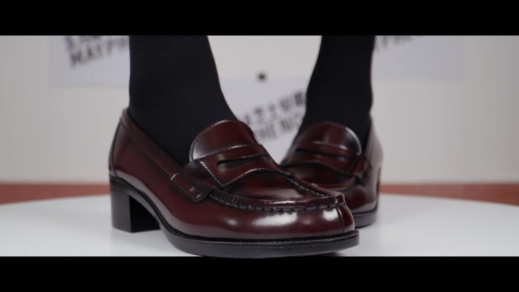 芝士好椰 NO.081 – 希區(qū)柯克變焦，但是制服鞋[1V/142MB]插圖3