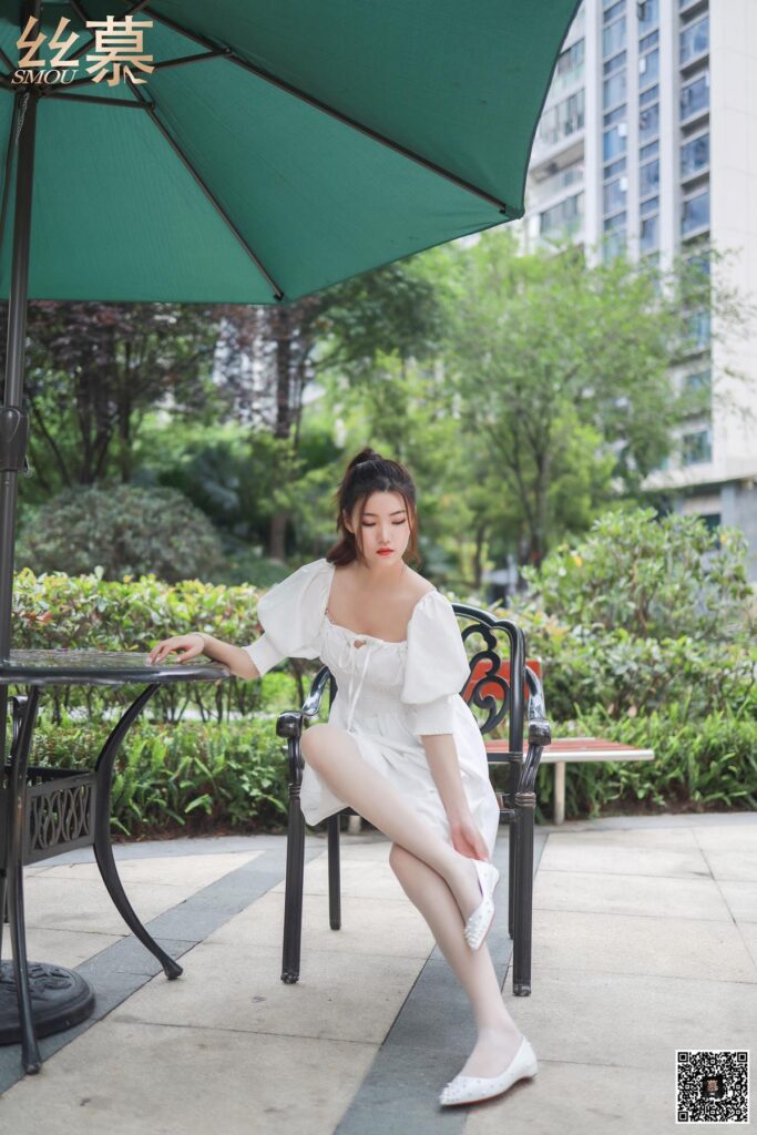 絲慕寫(xiě)真 特寫(xiě)集 TX030 文欣《陽(yáng)光下的白絲光影》[67P/151MB]插圖2