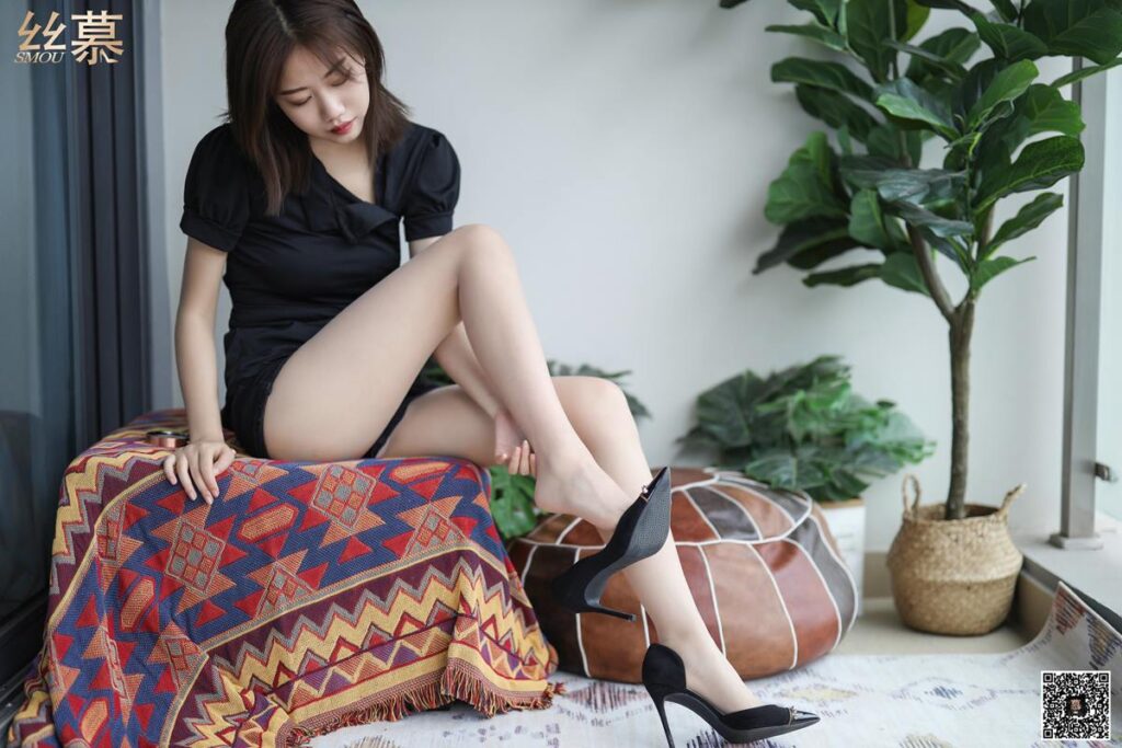 [絲慕GIRL]特寫(xiě)集 TX046 米朵《玩絲太過(guò)癮》[85P/202MB]插圖1