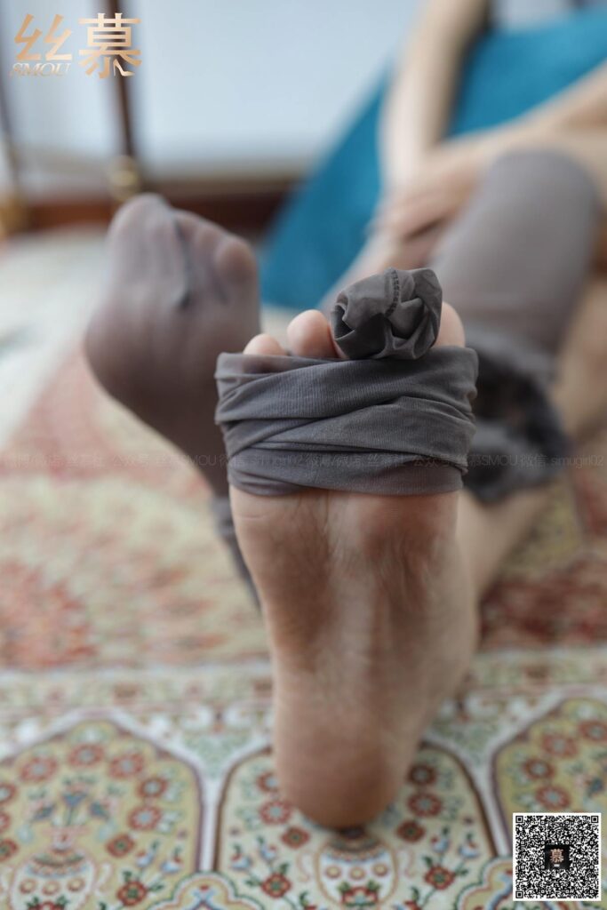 [絲慕GIRL]特寫集 TX055 米朵《玩爆灰絲》[78P/1V/294MB]插圖3