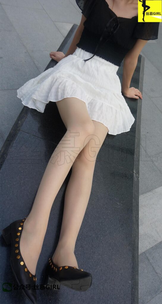 絲慕寫(xiě)真 第002期 模特：秋秋《少女絲心》[73P/26.8MB]插圖2