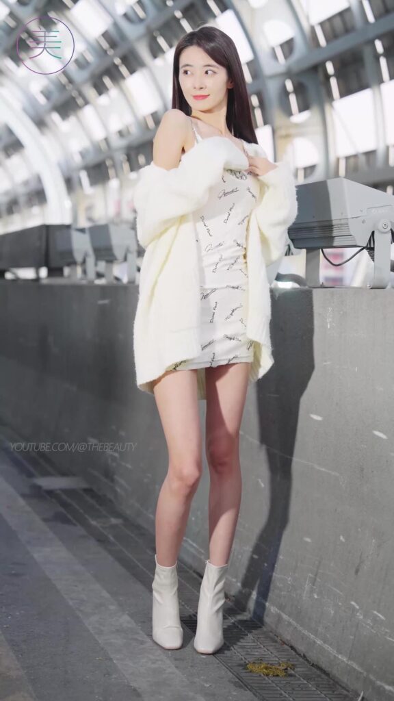 NO.0460 2023 廣州車展 Racing Model 車模抖音網(wǎng)紅隨拍08[1V/294MB]插圖2