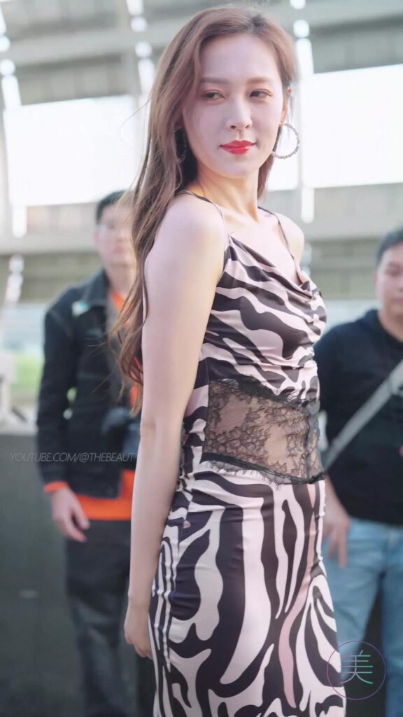 NO.0465 2023 廣州車展 Racing Model 車模抖音網(wǎng)紅隨拍13[1V/338MB]插圖3