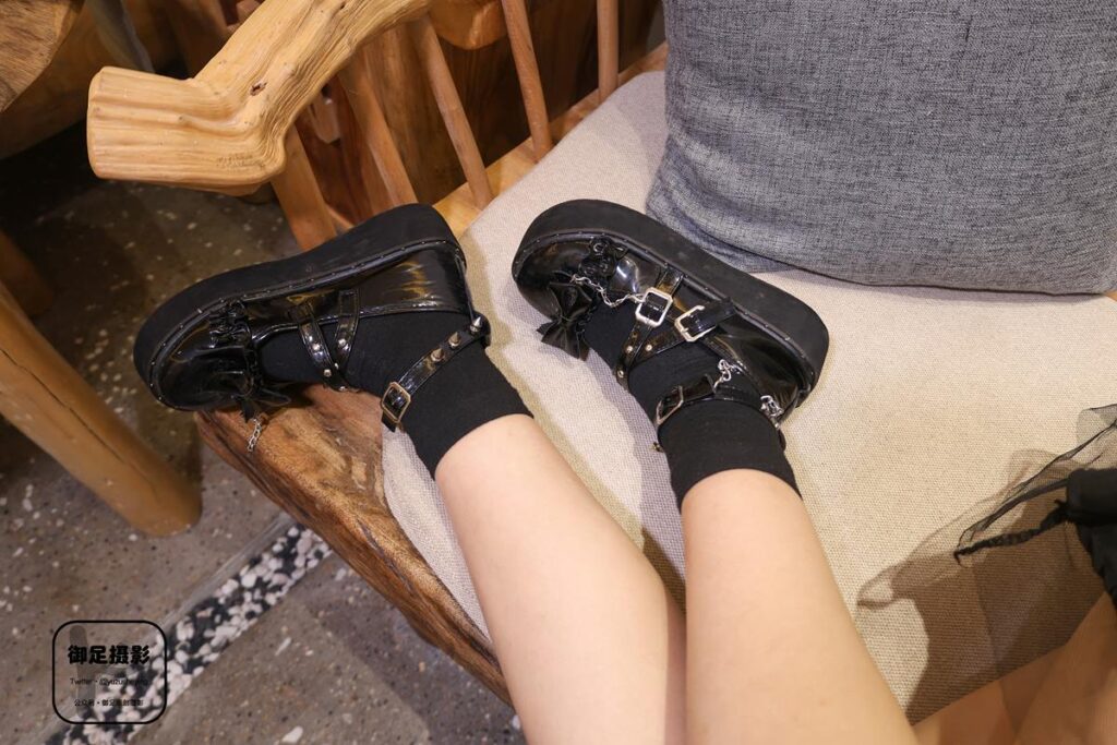 御足攝影 NO.010 – 學(xué)妹裸足[129P/1V/3.52GB]插圖5